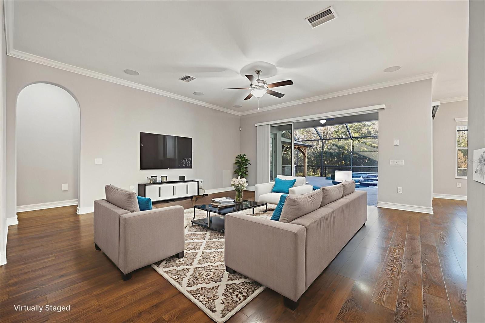 PROMENADE AT LAKE PARK PH - Residential