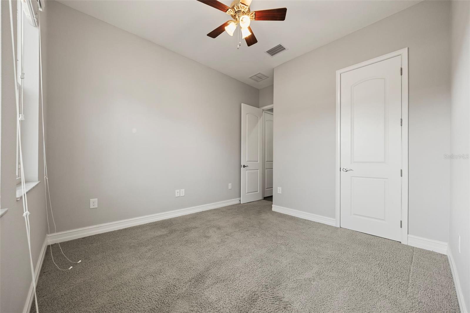 PROMENADE AT LAKE PARK PH - Residential