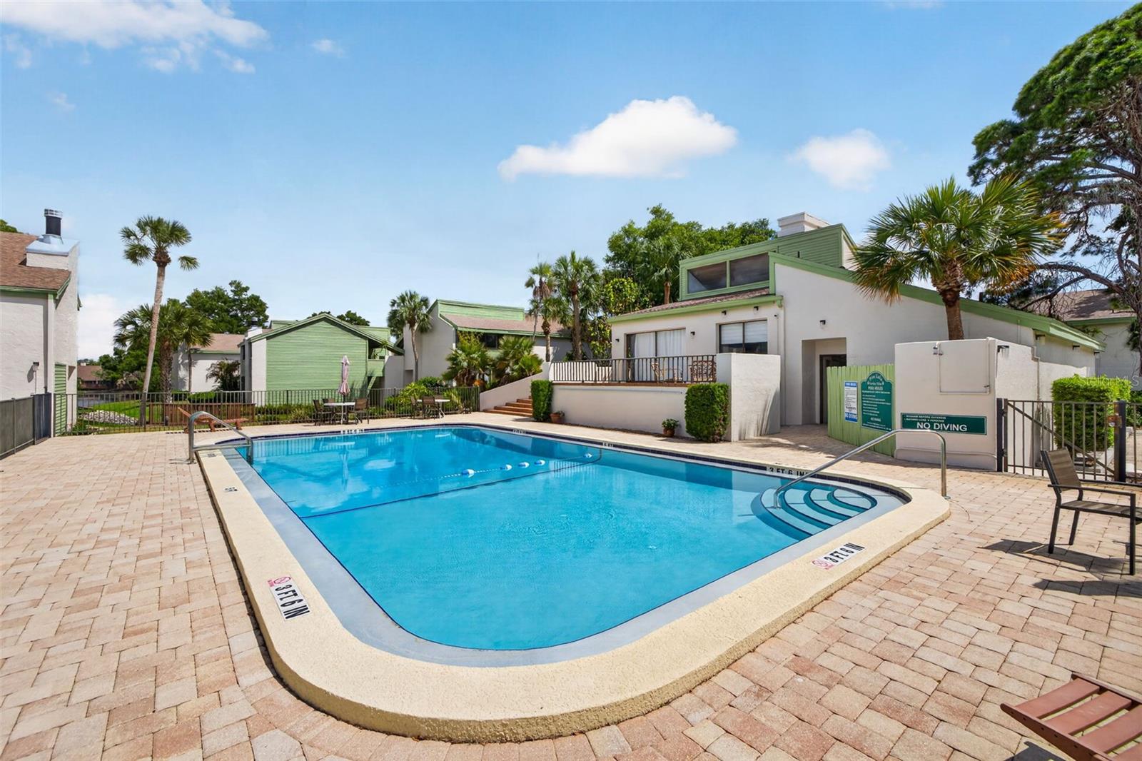 CARROLLWOOD VILLAGE PINE LAKE - Residential