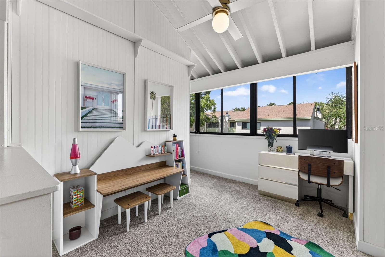 CARROLLWOOD VILLAGE PINE LAKE - Residential