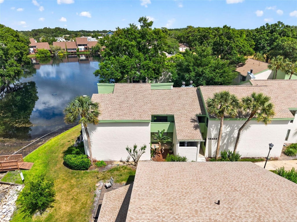Photo of 13405 Pine Lake Way #203, Tampa, FL 33618 (MLS # TB8507916)