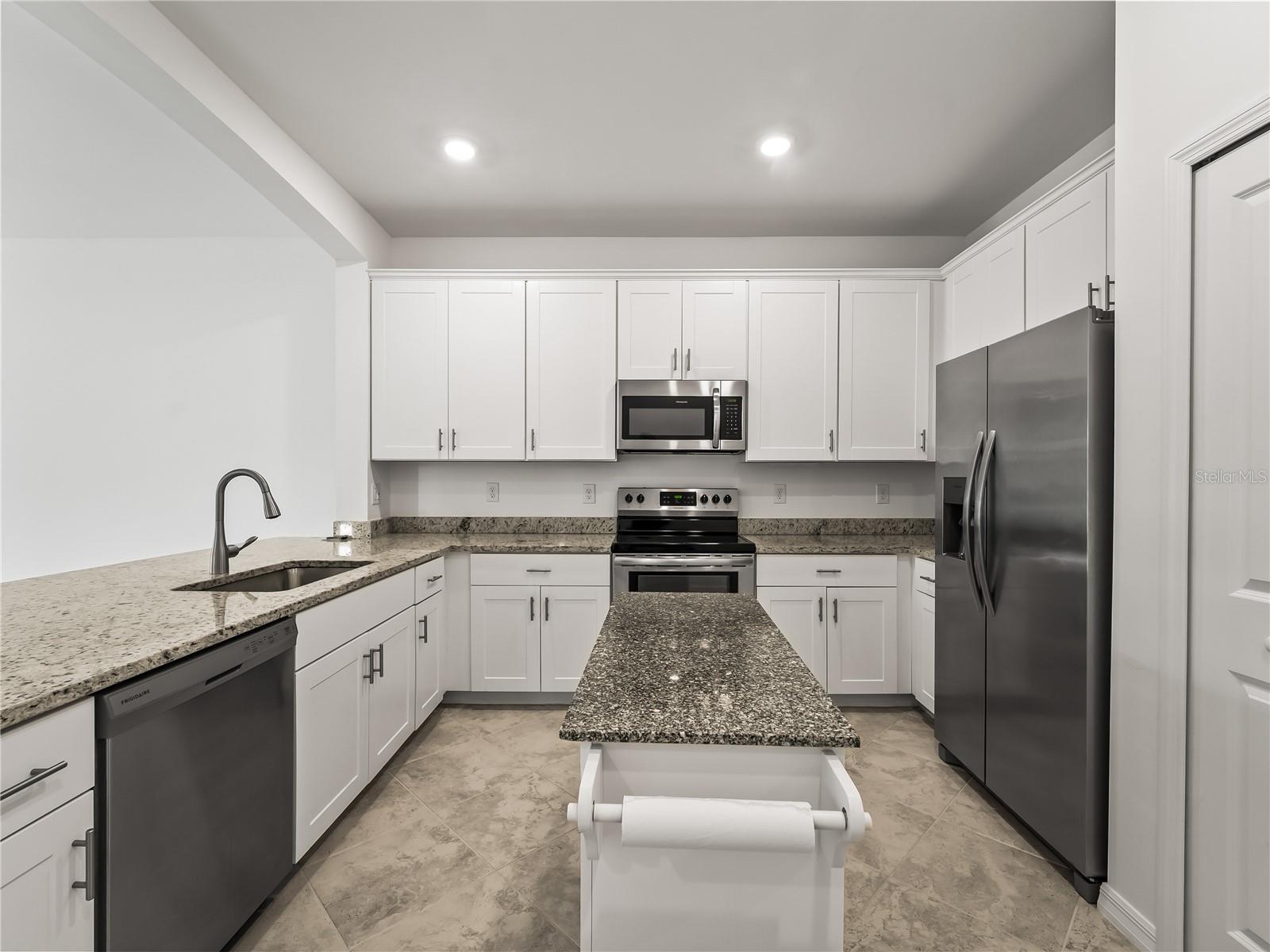 BISCAYNE LNDG - Residential