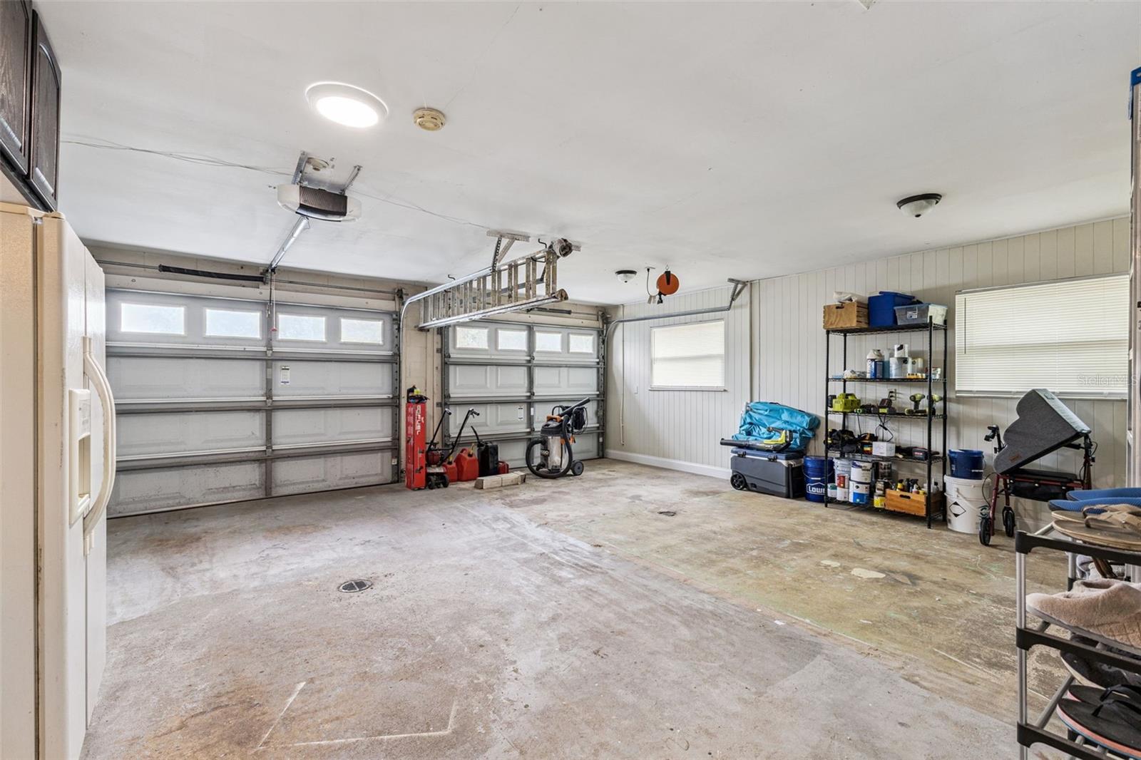 SANFORDS SUBSTANTIAL FARMS - Residential