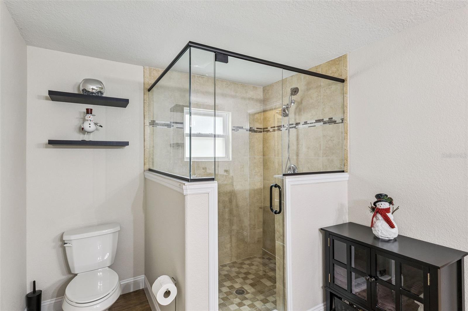 SANFORDS SUBSTANTIAL FARMS - Residential