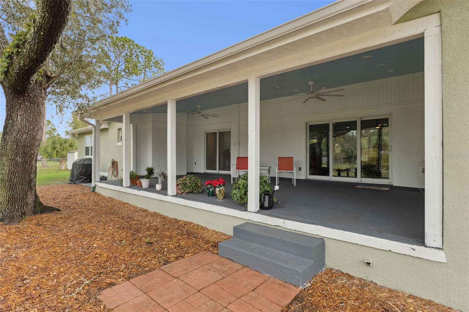 SANFORDS SUBSTANTIAL FARMS - Residential