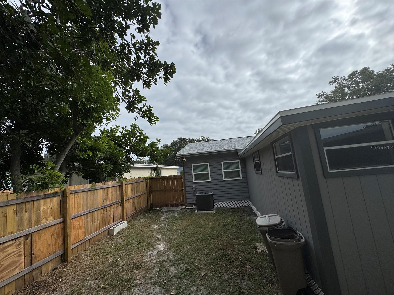 LEALMAN HIGHLANDS 2 - Residential Lease