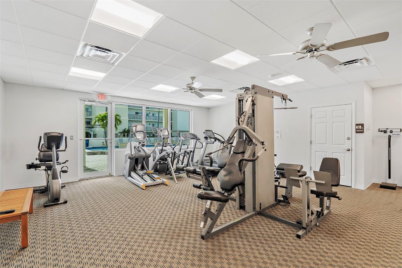 CRESCENT ROYALE 3 - Residential