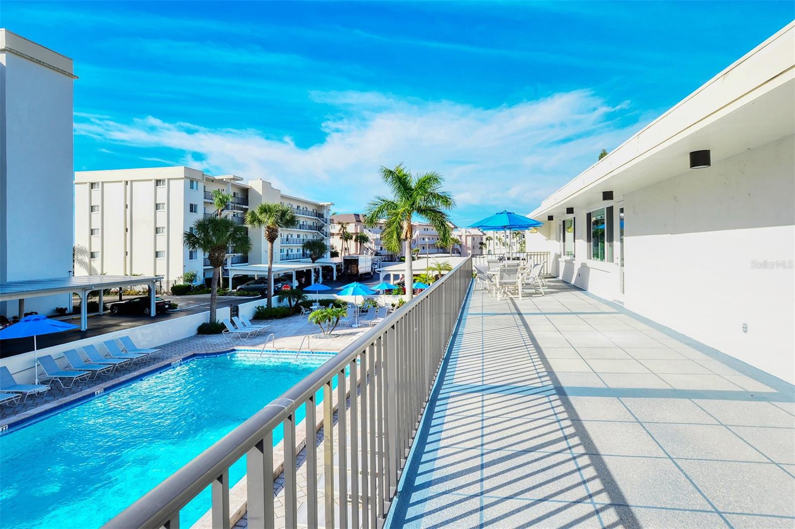 CRESCENT ROYALE 3 - Residential