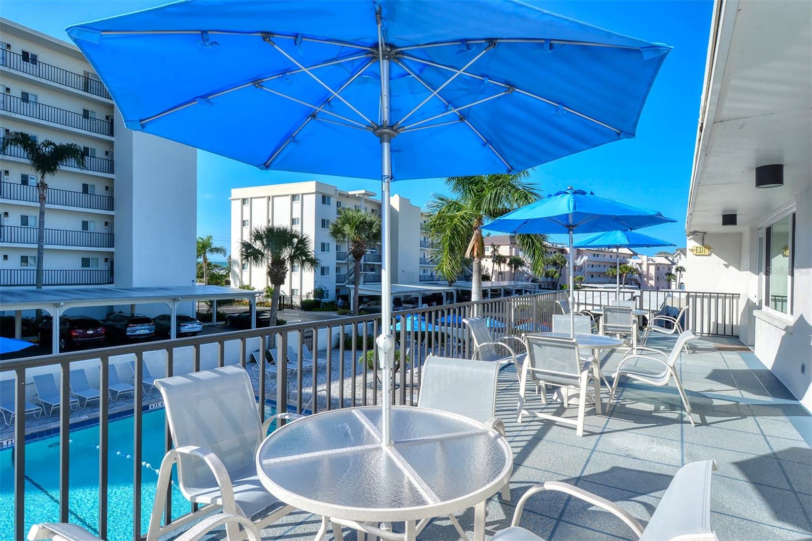 CRESCENT ROYALE 3 - Residential