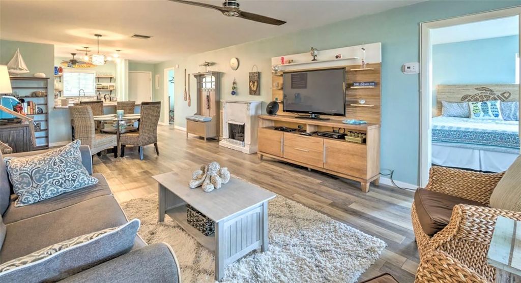 Photo of 777 Beach Road #1E, Sarasota, FL 34242 (MLS # A4670832)