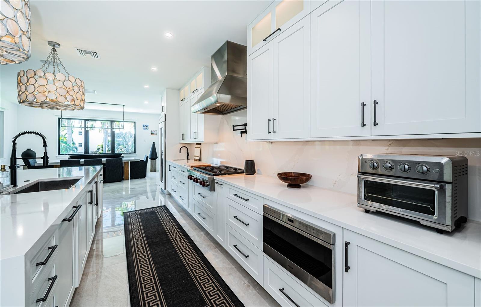 REDINGTON SHORES YACHT & TENNIS CLUB - Residential