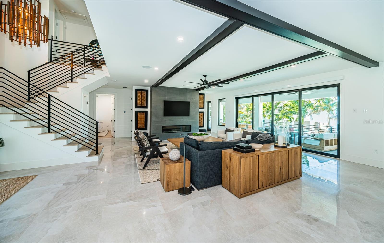 REDINGTON SHORES YACHT & TENNIS CLUB - Residential