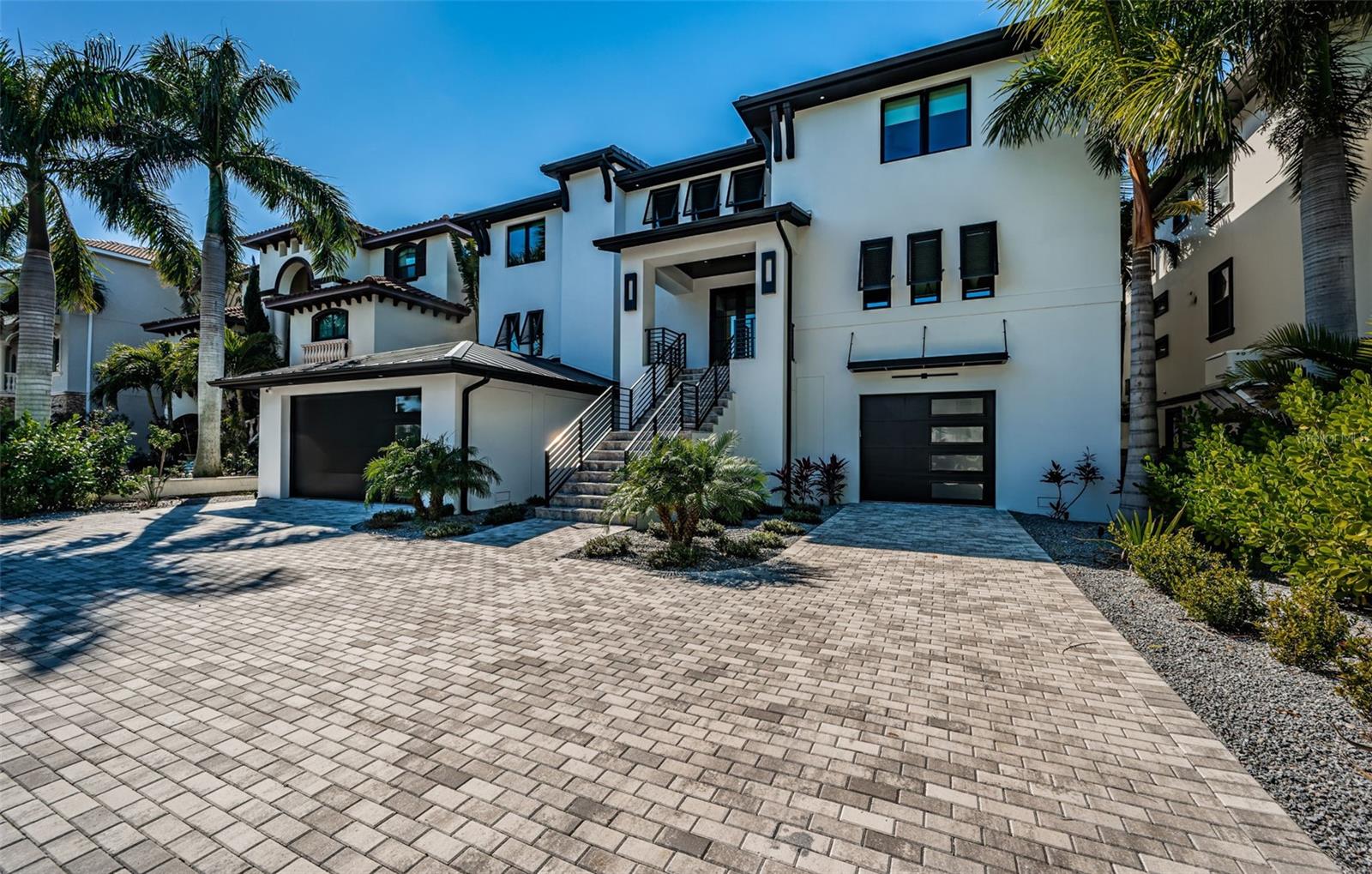 REDINGTON SHORES YACHT & TENNIS CLUB - Residential