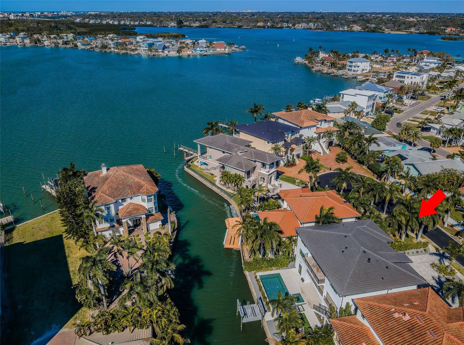 REDINGTON SHORES YACHT & TENNIS CLUB - Residential