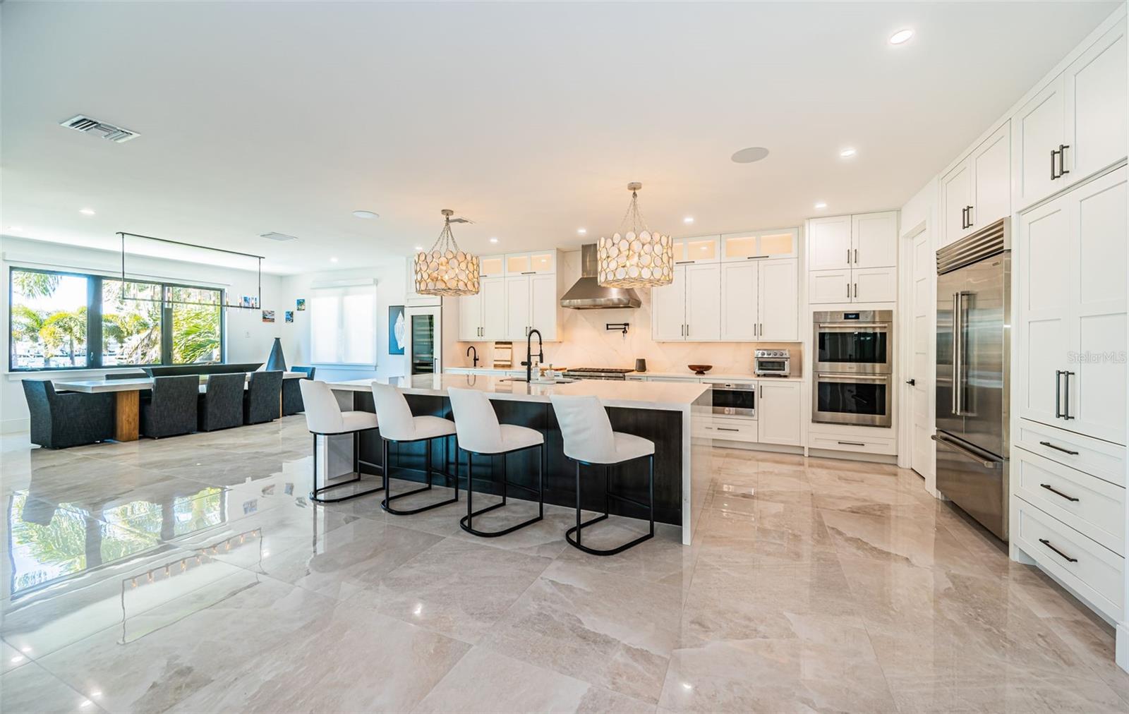 REDINGTON SHORES YACHT & TENNIS CLUB - Residential