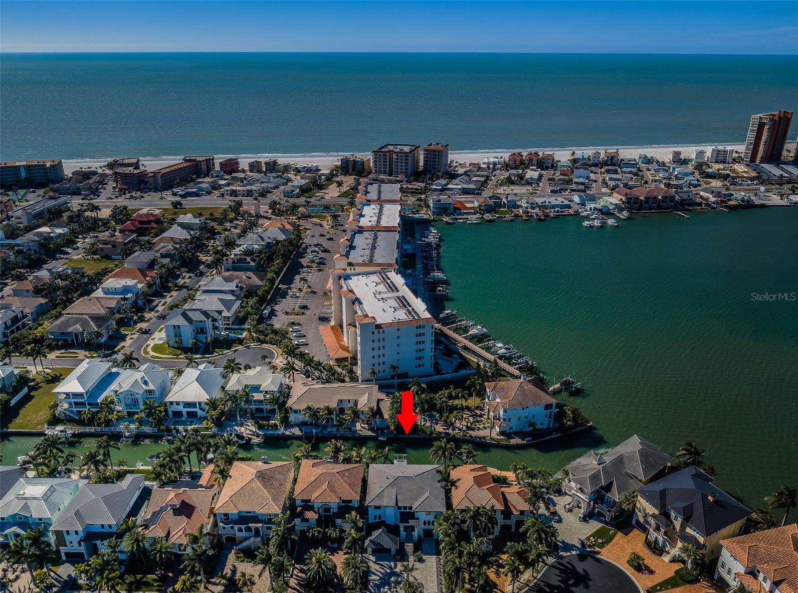 REDINGTON SHORES YACHT & TENNIS CLUB - Residential