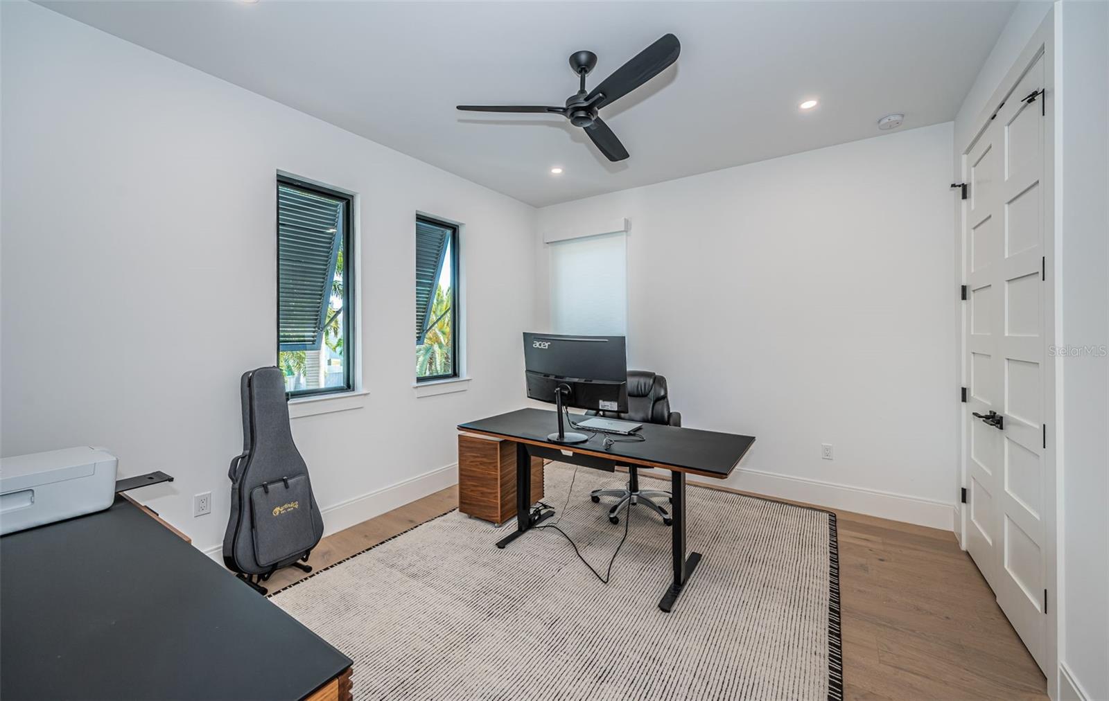 REDINGTON SHORES YACHT & TENNIS CLUB - Residential