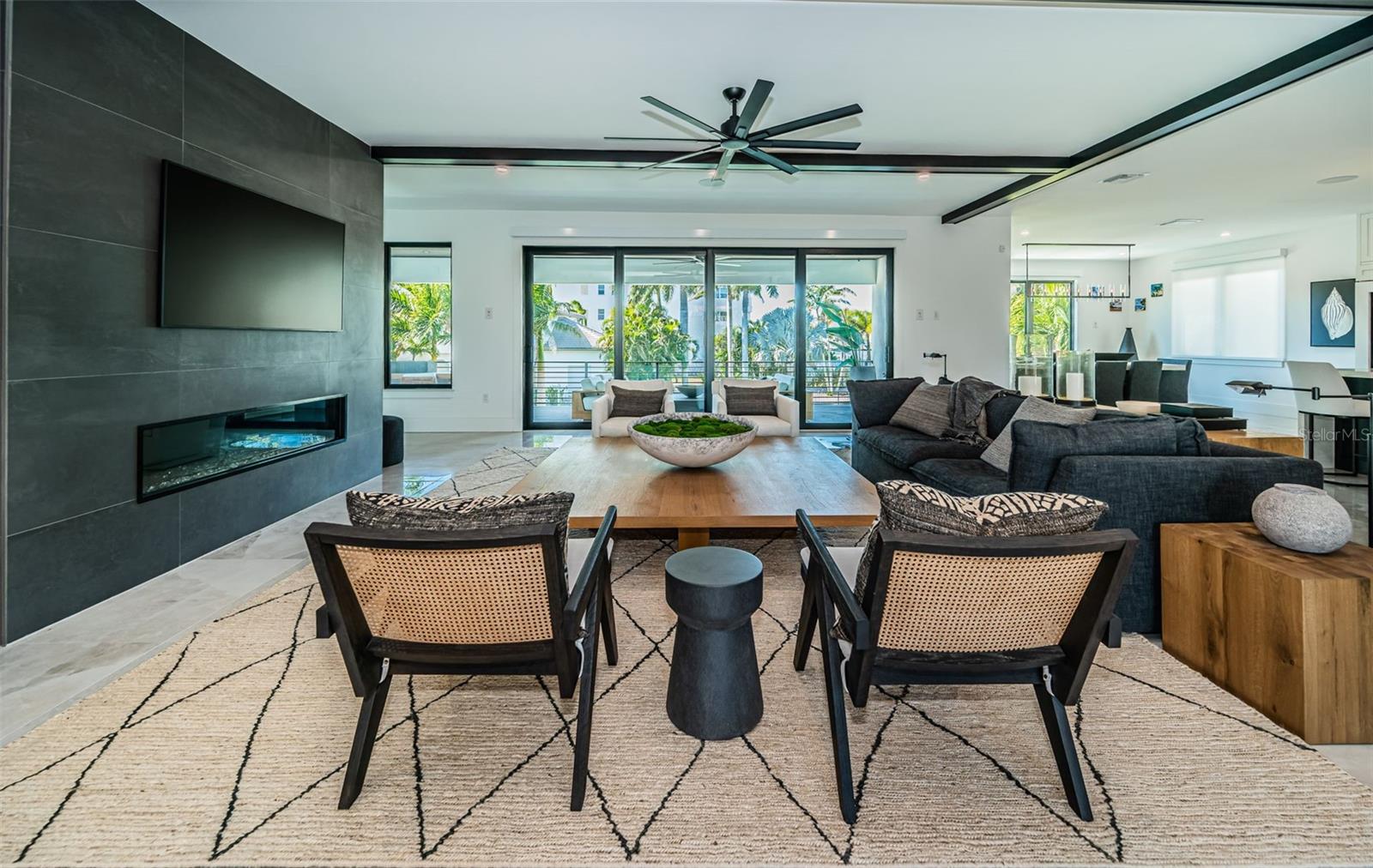 REDINGTON SHORES YACHT & TENNIS CLUB - Residential