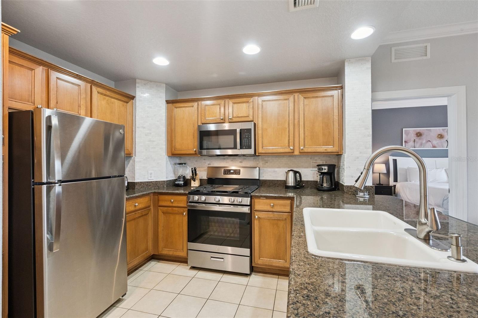 HERITAGE CROSSING CONDO PH 12 - Residential