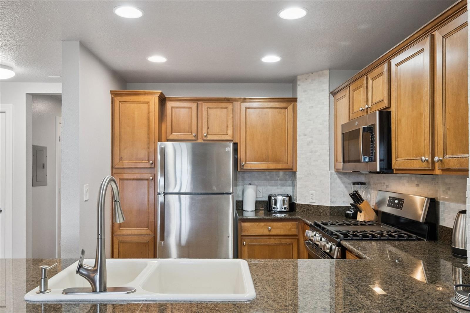 HERITAGE CROSSING CONDO PH 12 - Residential