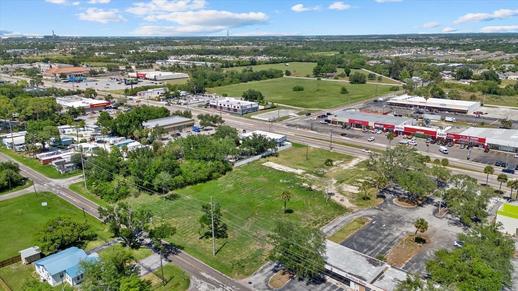 Photo of 610 N Us Highway 41, Ruskin, FL 33570 (MLS # TB8432093)