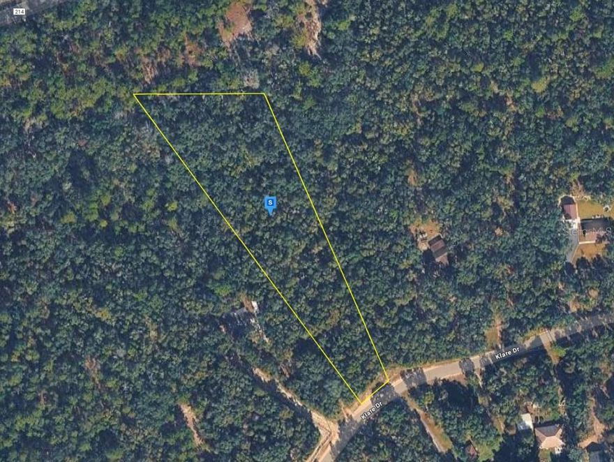 Discover a rare opportunity to own 2.5 breathtaking wooded acres in Clay County, FL, where towering magnolias and mature hardwoods create a serene, Southern plantation–style setting with a truly beautiful view. This peaceful parcel offers the perfect balance of privacy and convenience, ideally located near the intersection of County Road 214 and County Road 315 for an easy commute to Keystone Heights, Palatka, Middleburg, Orange Park, and Jacksonville. Whether you’re envisioning a private retreat, custom dream home, or long-term investment, this property provides the space, setting, and location to bring your vision to life. Listing is for land only and comes As Is, offering a blank canvas ready for development at your own pace and on your own terms.
I MAKE IT MY POLICY TO PUT ALL KNOWN INFORMATION ABOUT EACH LOT IN THE WRITE UP DETAILS, SO IF YOU DON’T SEE THE ANSWER YOU’RE LOOKING FOR , PLEASE CONTACT THE COUNTY TO GATHER INFORMATION.PLEASE UNDERSTAND WHEN BUYING OR SELLING VACANT/RAW LAND THIS IS USUALLY THE CASE. THE LISTING AGENT DOES NOT GUARANTEE THE ACCURACY OF THE INFORMATION IN THIS LISTING AND IS TO BE HELD HARMLESS OF ANY MISREPRESENTATION. BUYERS ARE ENCOURAGED TO DO THEIR OWN DUE DILIGENCE TO MAKE SURE THE LOT IS A GOOD FIT. SELLERS HAVE STATED THAT THEY WISH TO SELECT THE TITLE AGENCY FOR CLOSING. THEY ARE WILLING TO COVER THAT COST AT CLOSING. THANK YOU FOR LOOKING. THIS IS A FLAT FEE LIMITED-SERVICE LISTING.