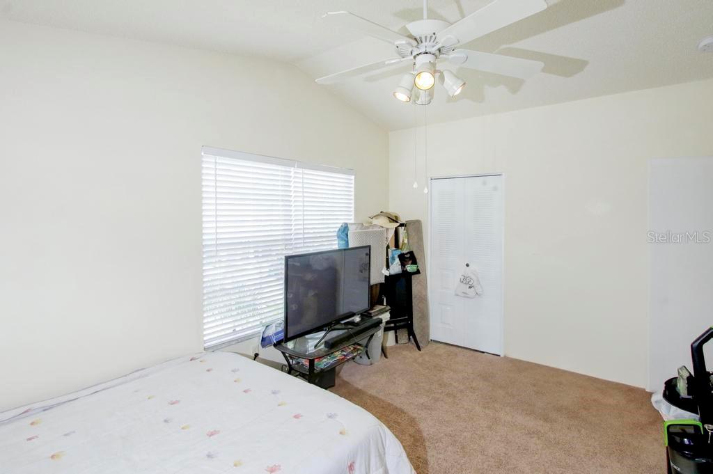THE TWNHMS AT KENSINGTON PH - Residential Lease