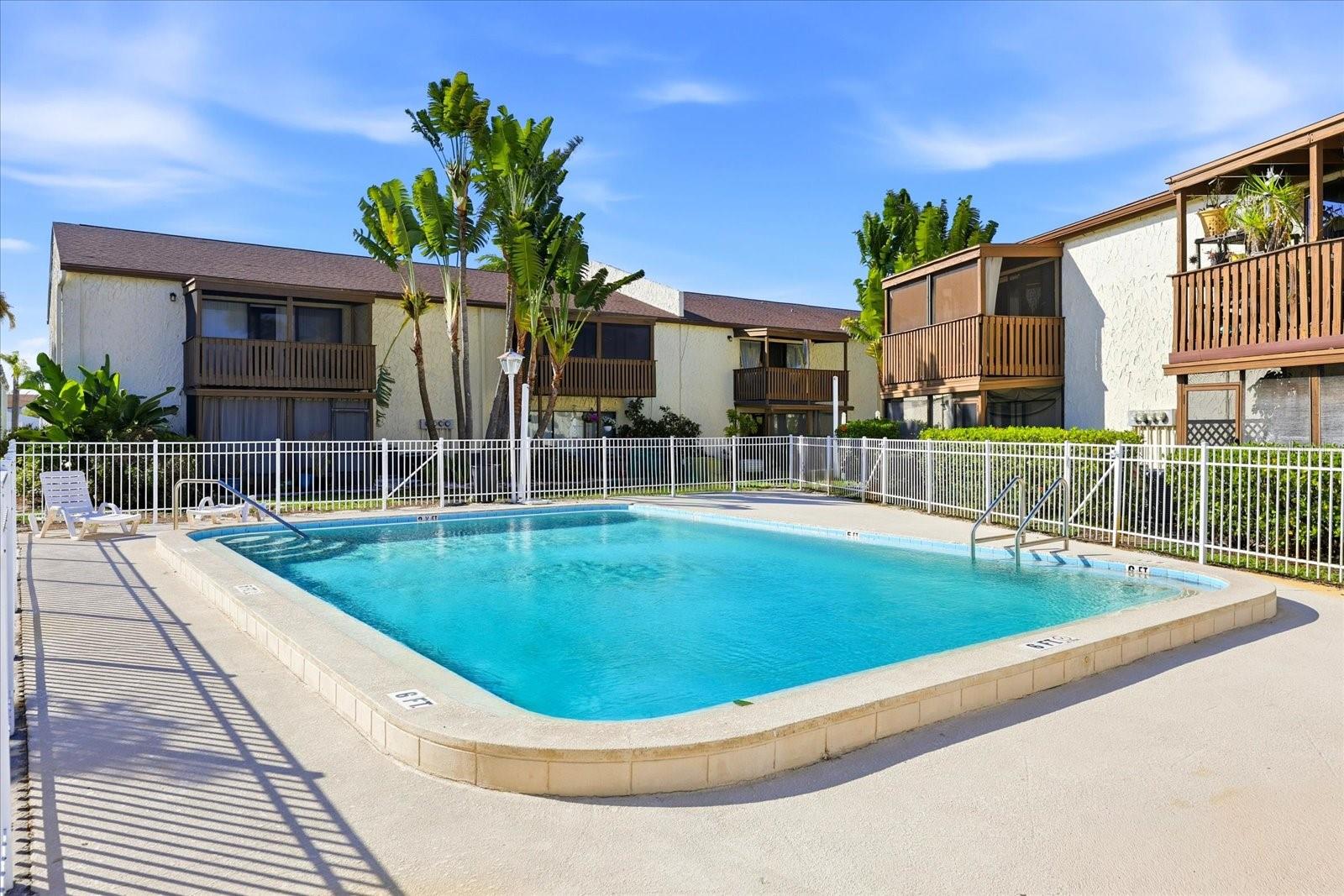 PEPPERTREE LAKE CONDO - Residential