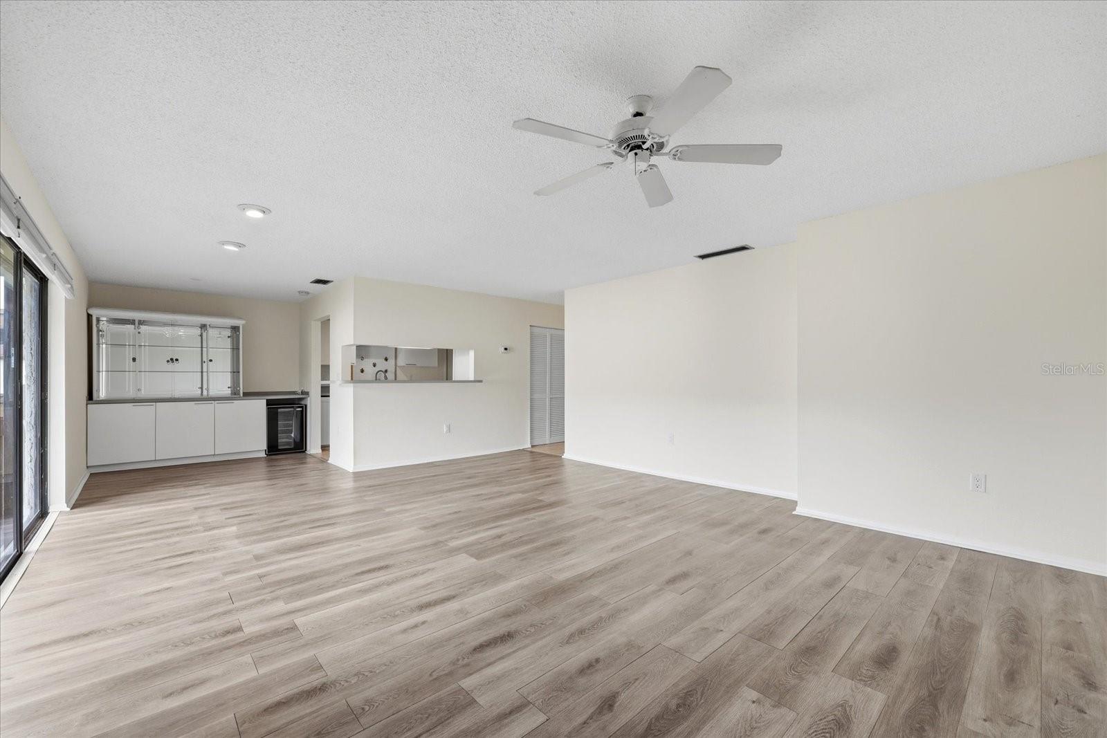 PEPPERTREE LAKE CONDO - Residential