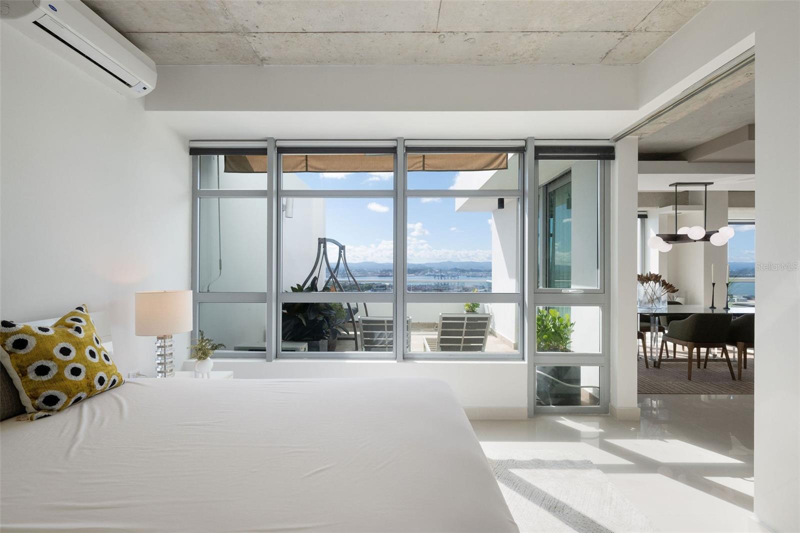 ATLANTIS CONDOMINIUM - Residential