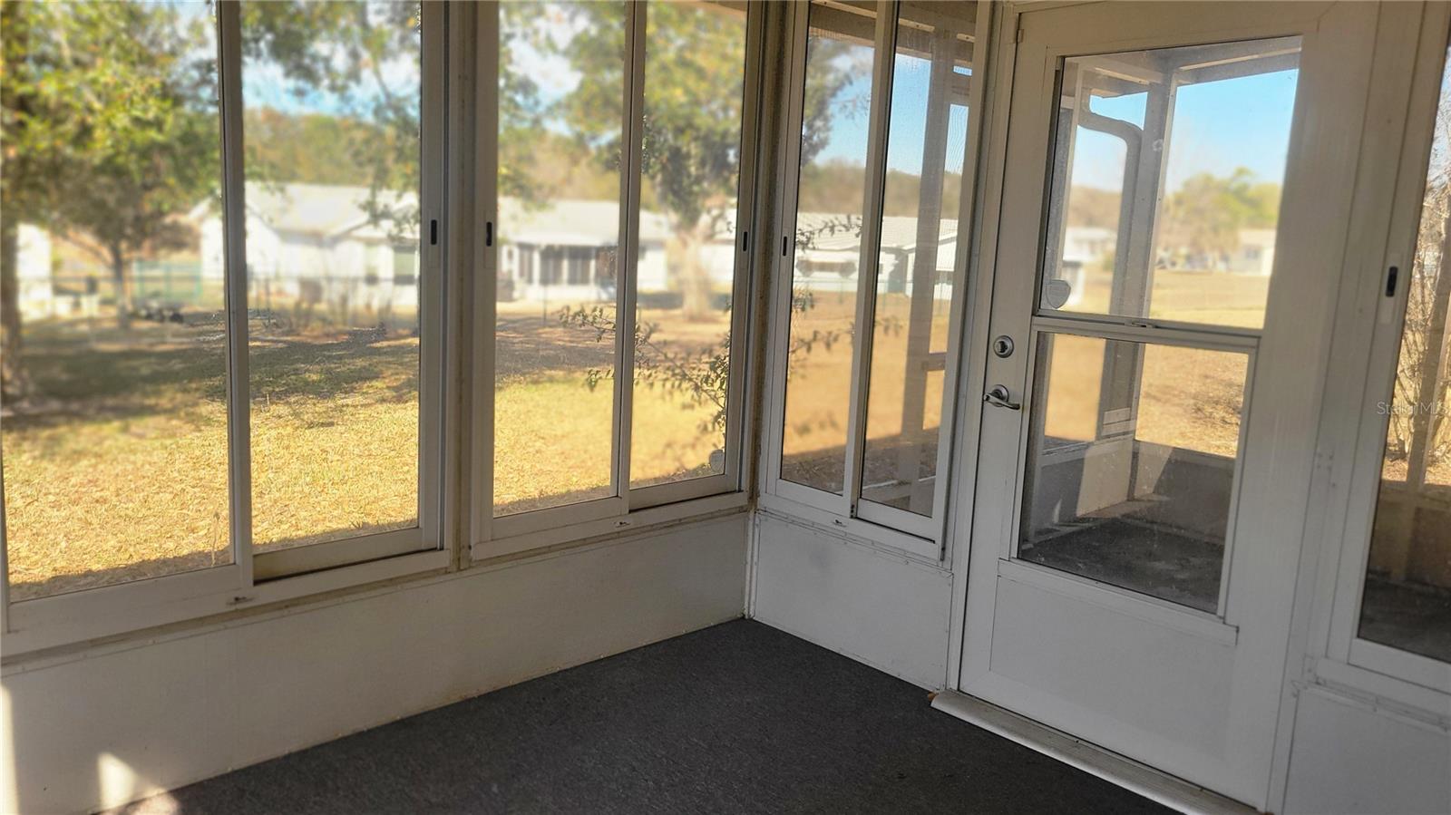 PALM CAY - Residential