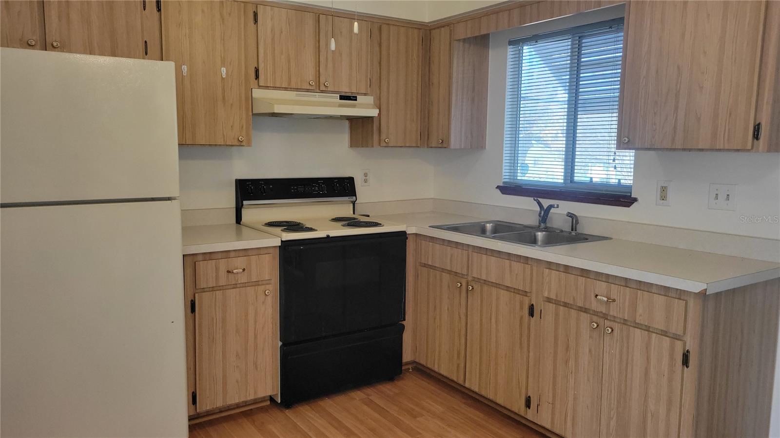 PALM CAY - Residential