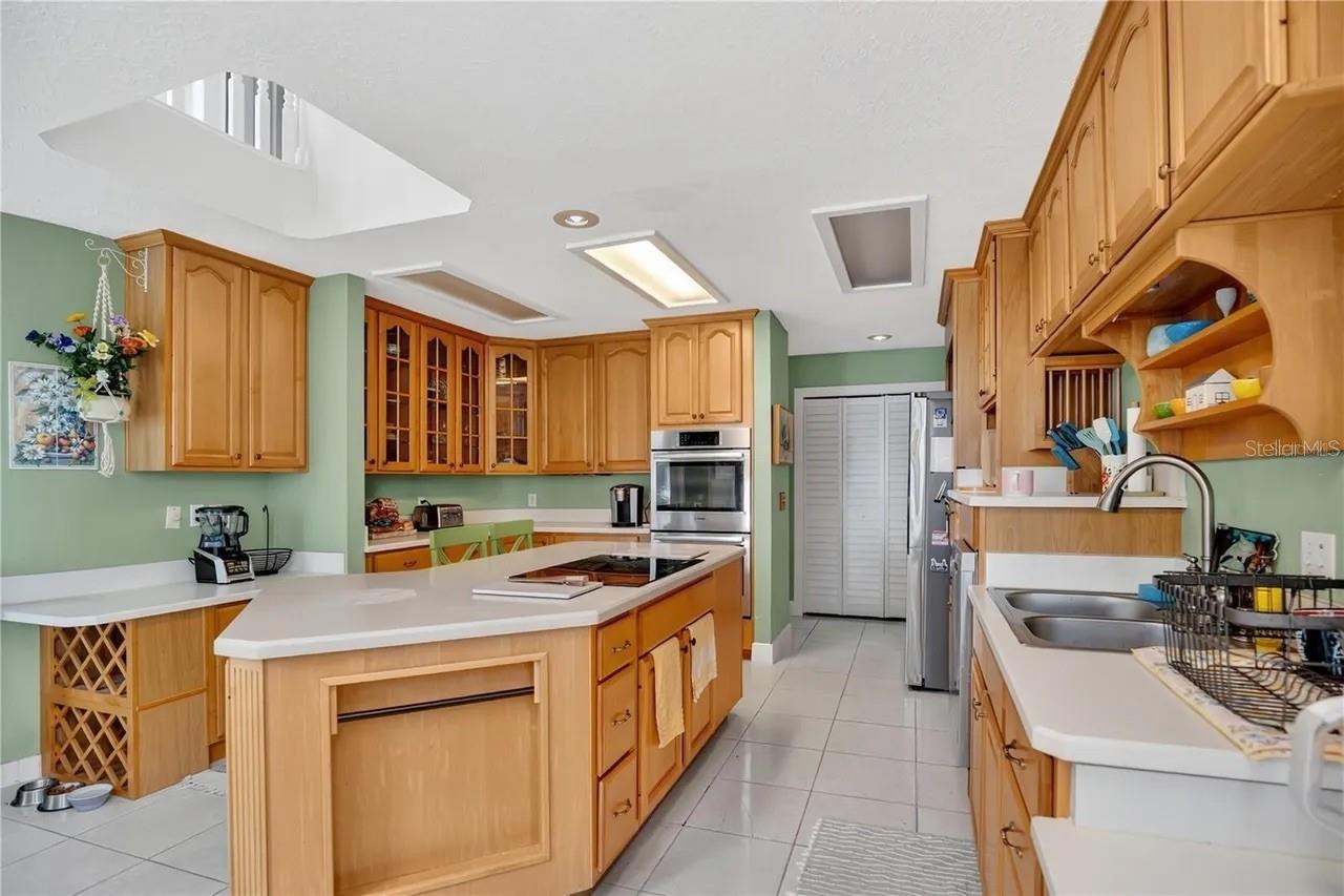 RAVENSBROOK 1ST ADD - Residential