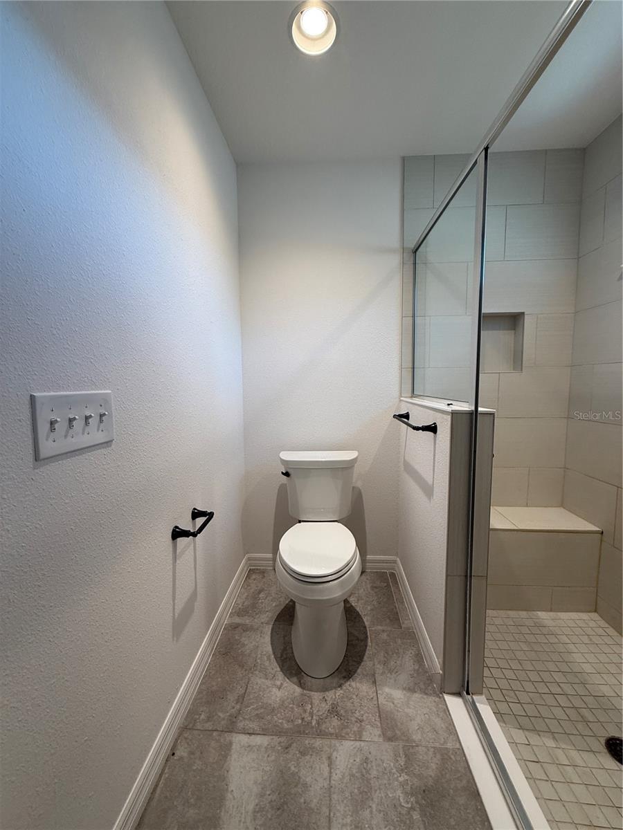 VILLAGES/SOUTHERN OAKS UN #138 - Residential