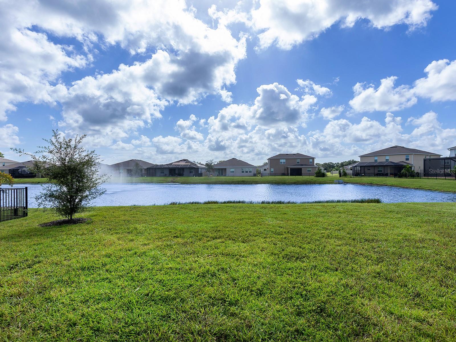 5211 TANNIN LANE, BRADENTON, FL, 34211 1 5211 TANNIN LANE