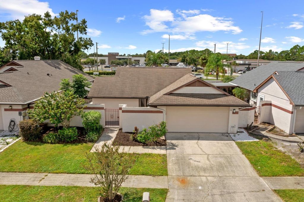 Photo of 10813 Venice Circle, Tampa, FL 33635 (MLS # TB8449599)