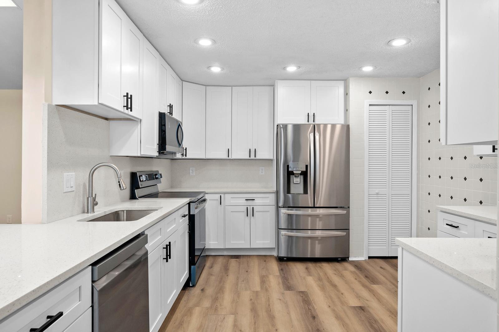 BAYPORT WEST PH I - Residential