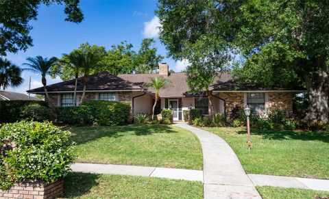 A home in LONGWOOD