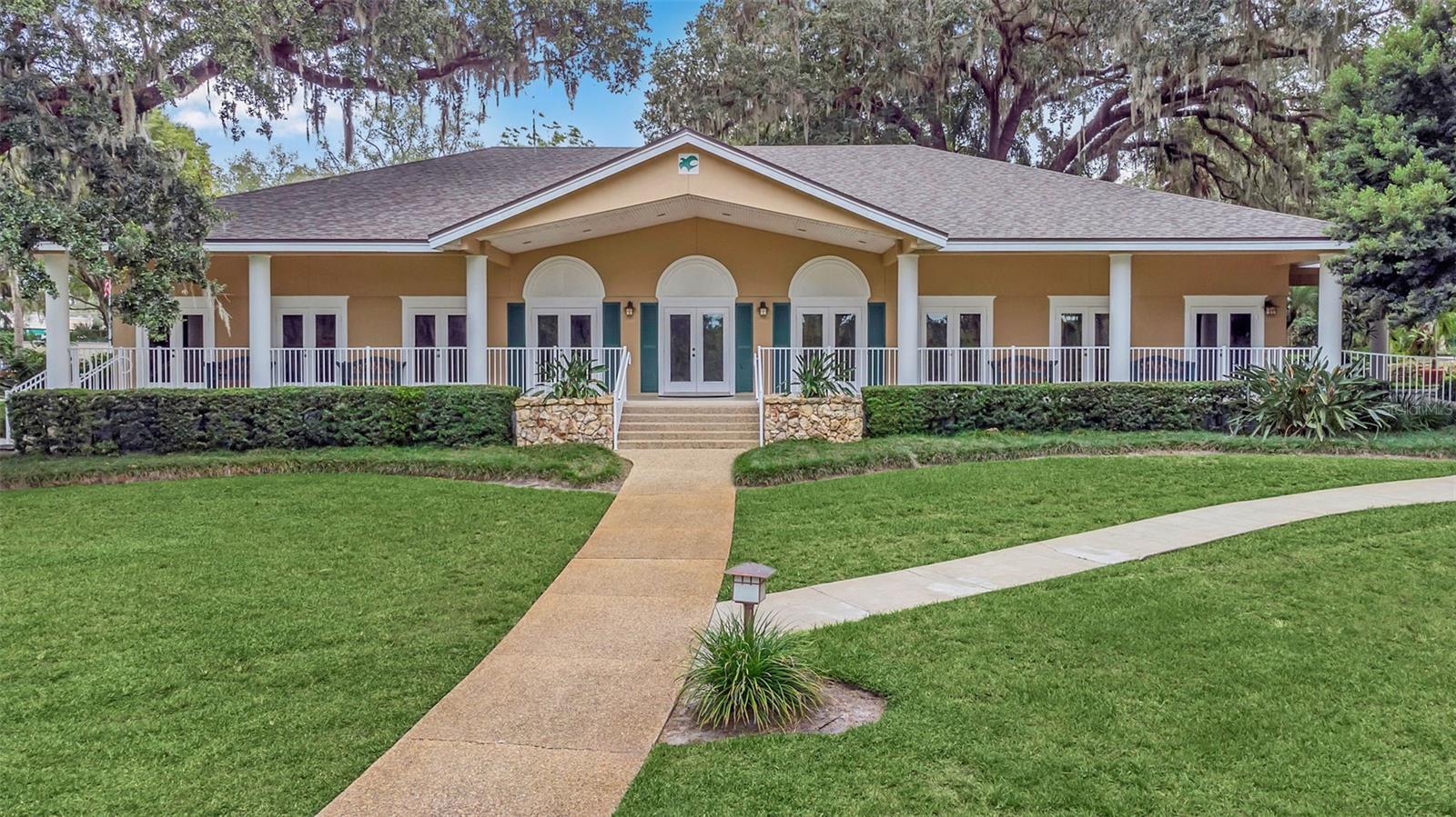 FAIRWAY VILLAS - Residential
