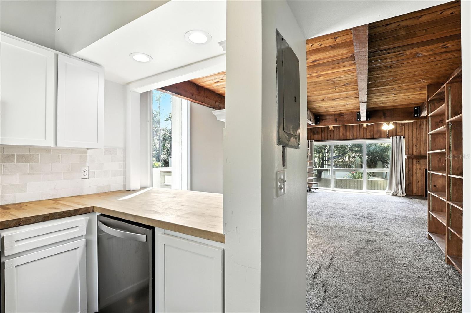 FAIRWAY VILLAS - Residential