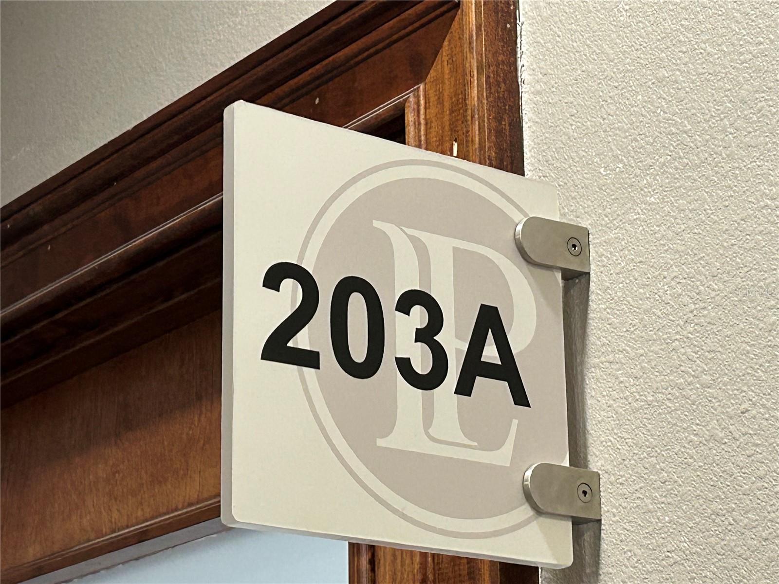 LEGENDS POINTE - Commercial Lease