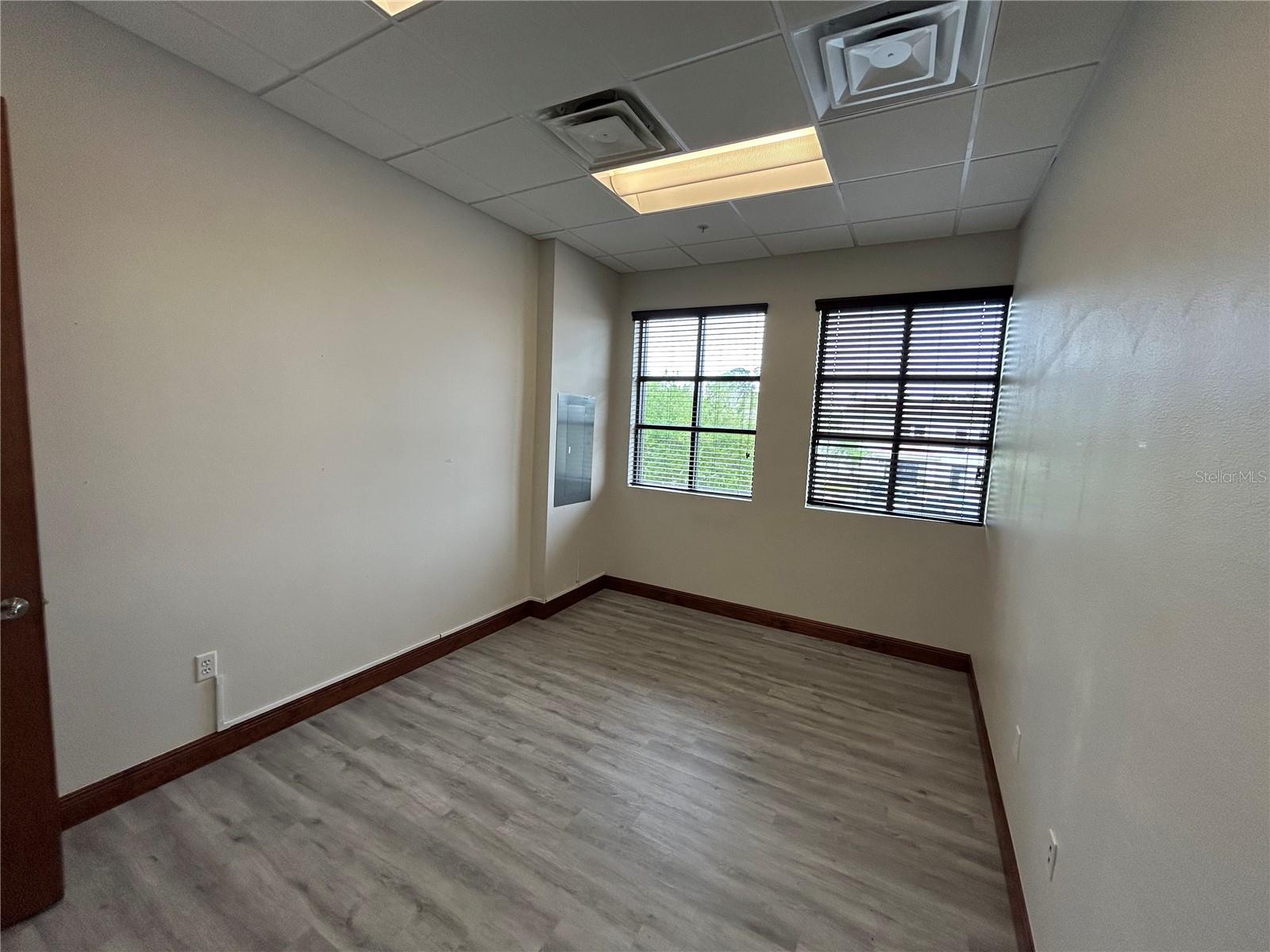 LEGENDS POINTE - Commercial Lease