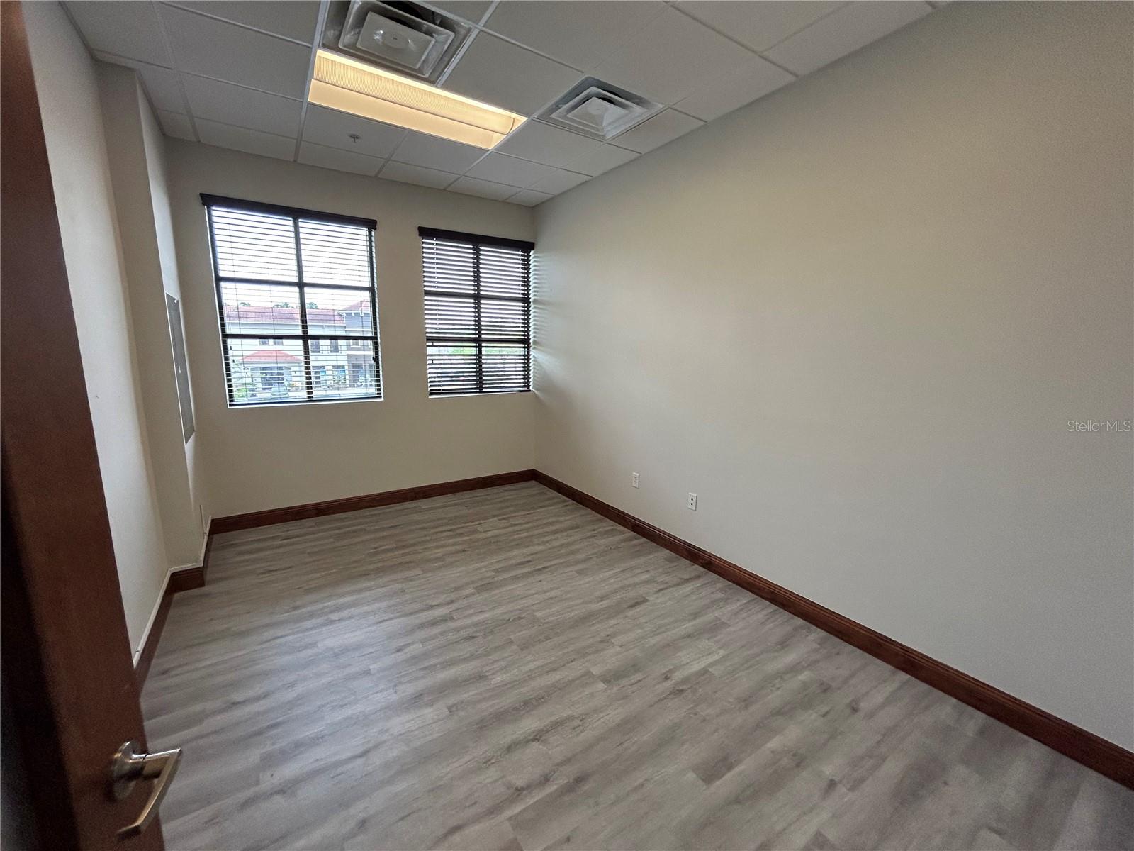 LEGENDS POINTE - Commercial Lease