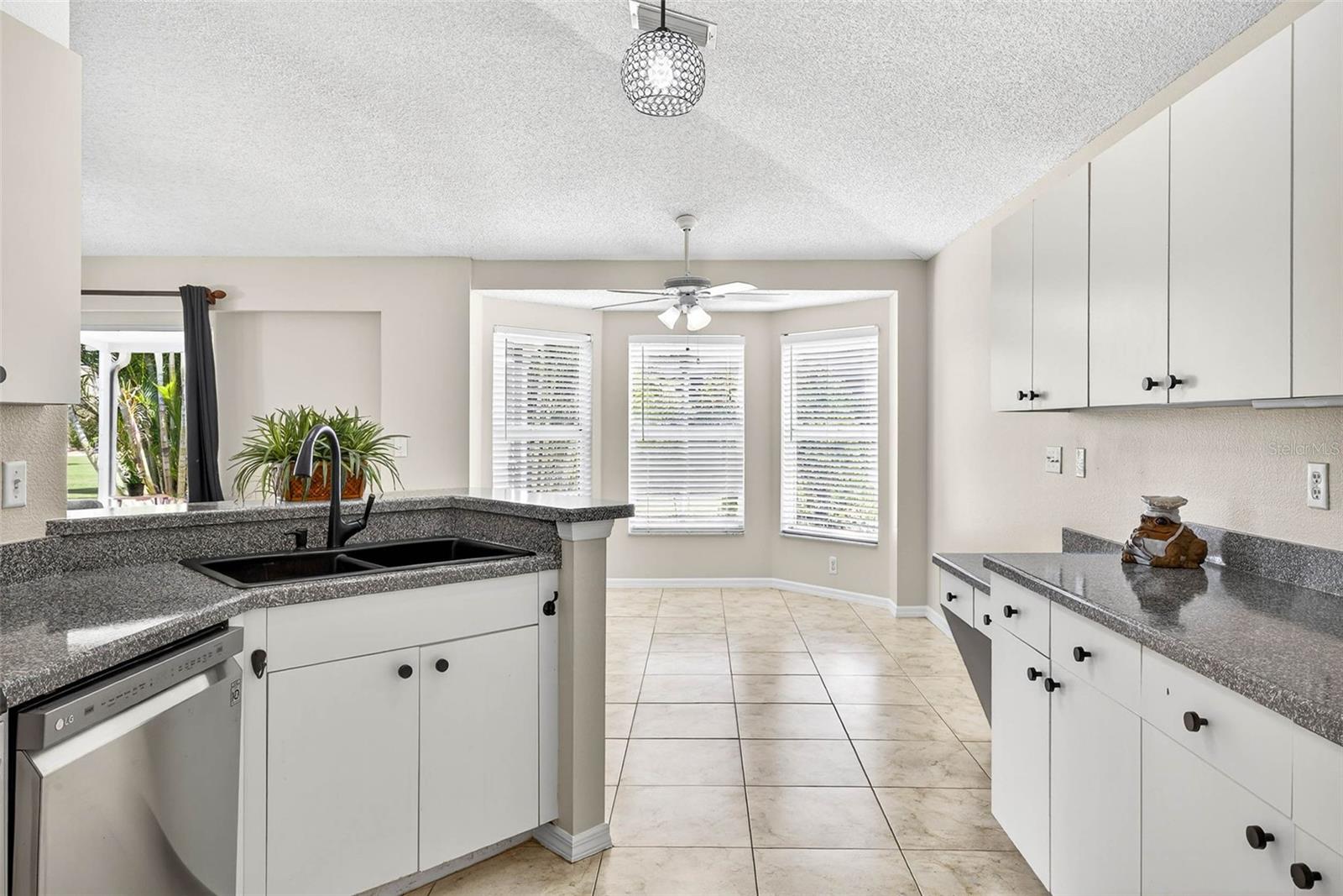 SUN CITY CENTER UNIT 155 PH - Residential