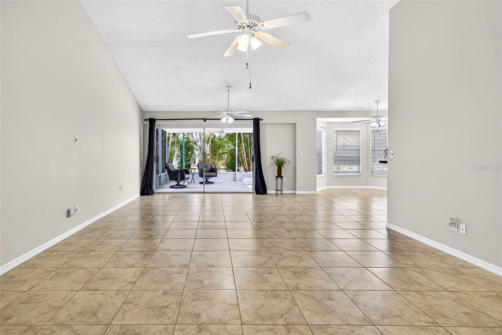 SUN CITY CENTER UNIT 155 PH - Residential