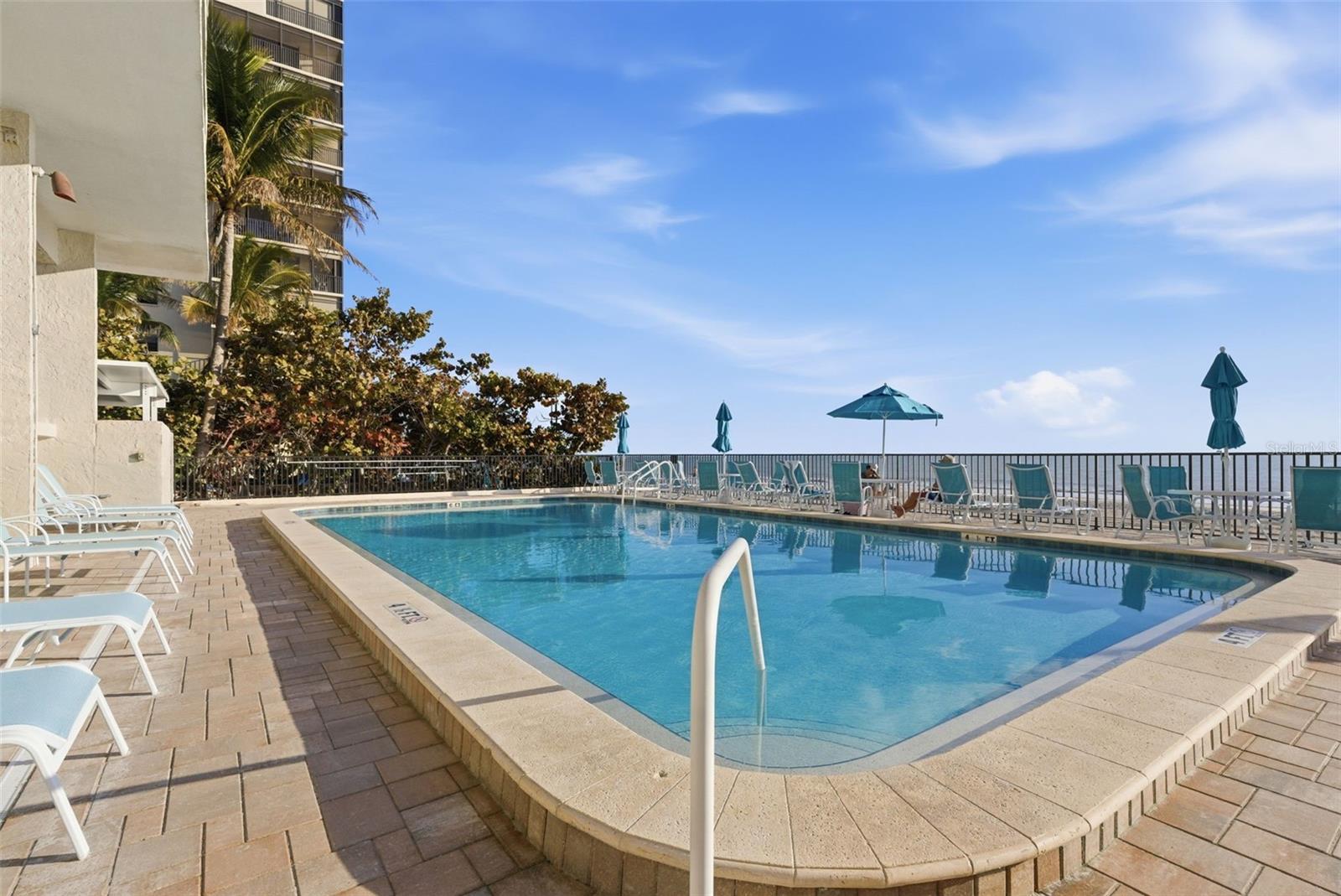 SURFSIDE TOWER CONDO - Residential