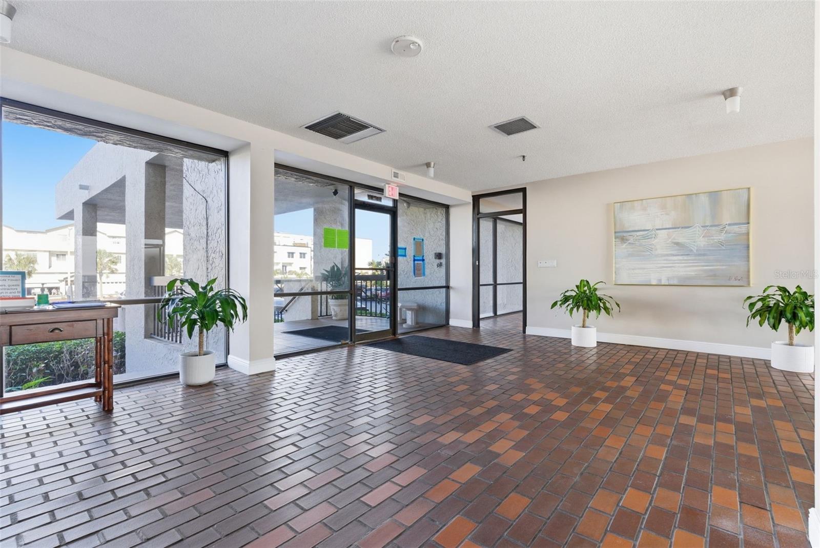 SURFSIDE TOWER CONDO - Residential