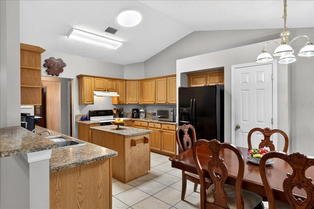 39 PRINCESS DOLORES LANE