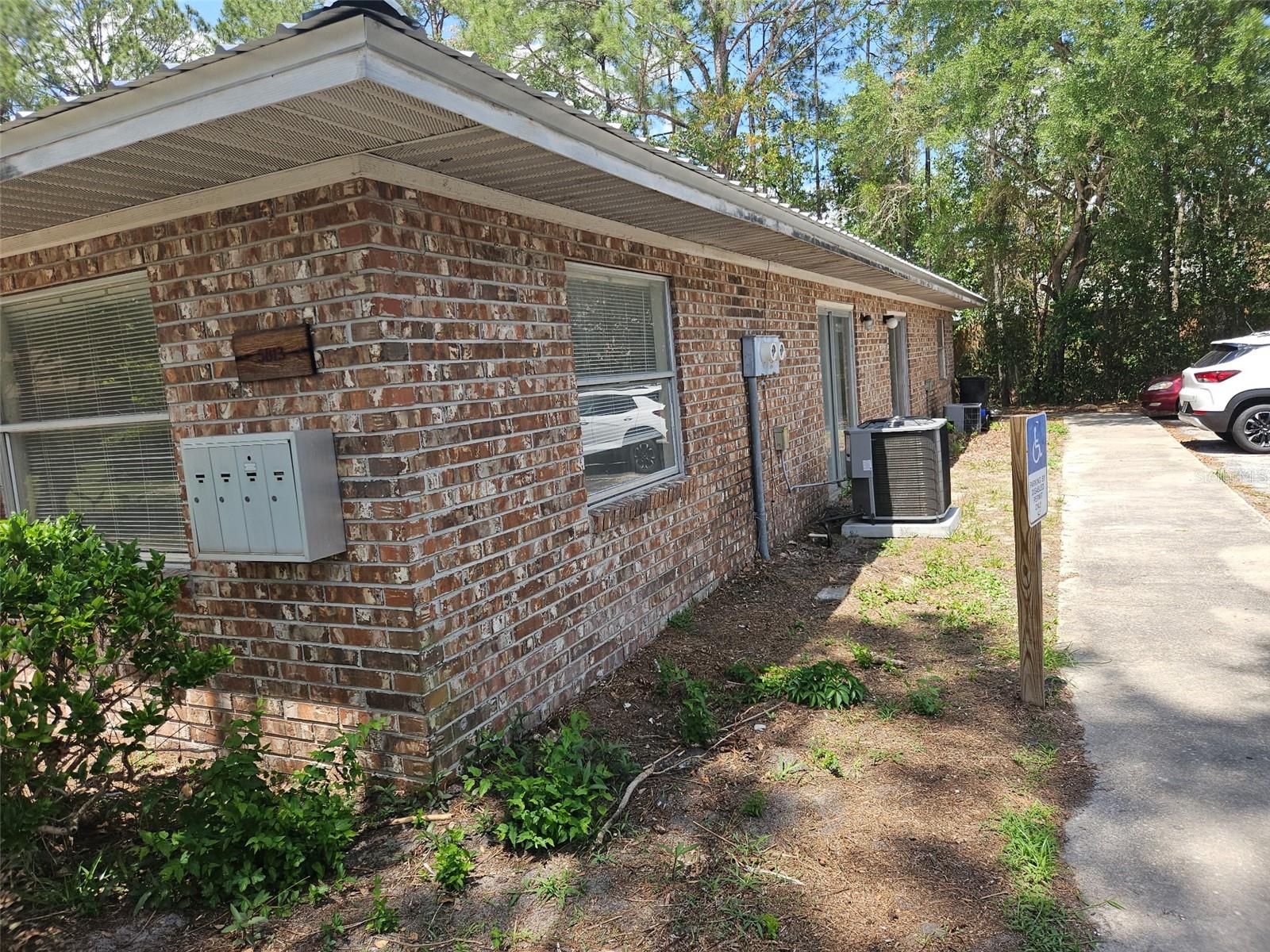 5813 NW 23RD TERRACE ABCD