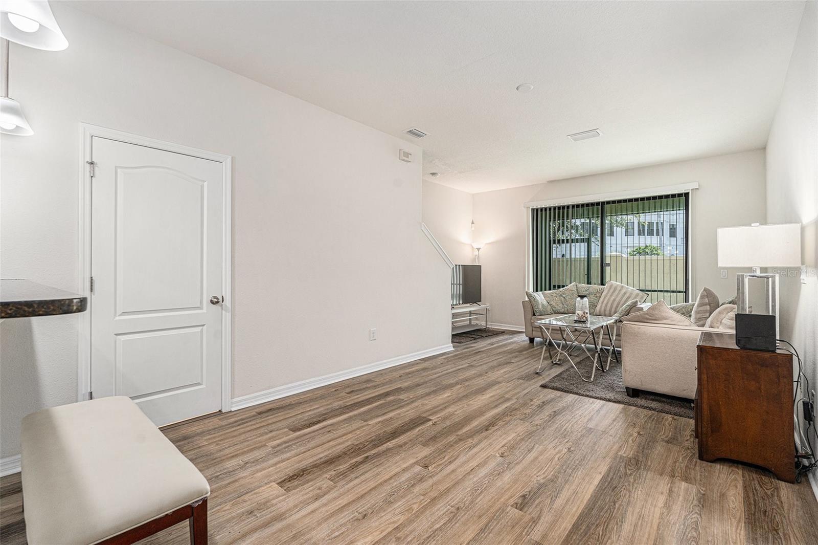5231 BAY ISLE CIRCLE
